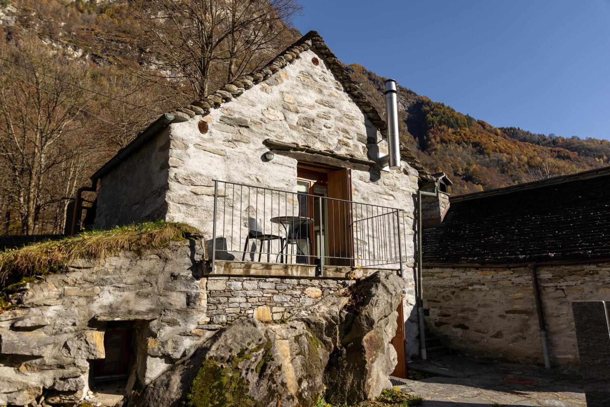 Verzasca Lodge Elma Sonogno Buitenkant foto
